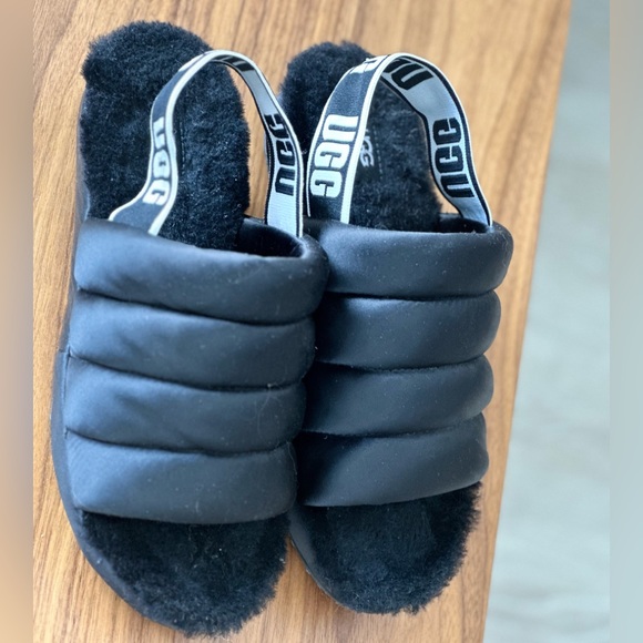 UGG Slide Slipper - Size 7 - Picture 6 of 10